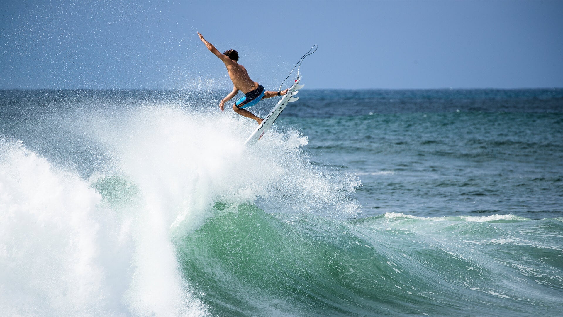 'Silver Linings' Ep 1 - featuring Jordy Smith